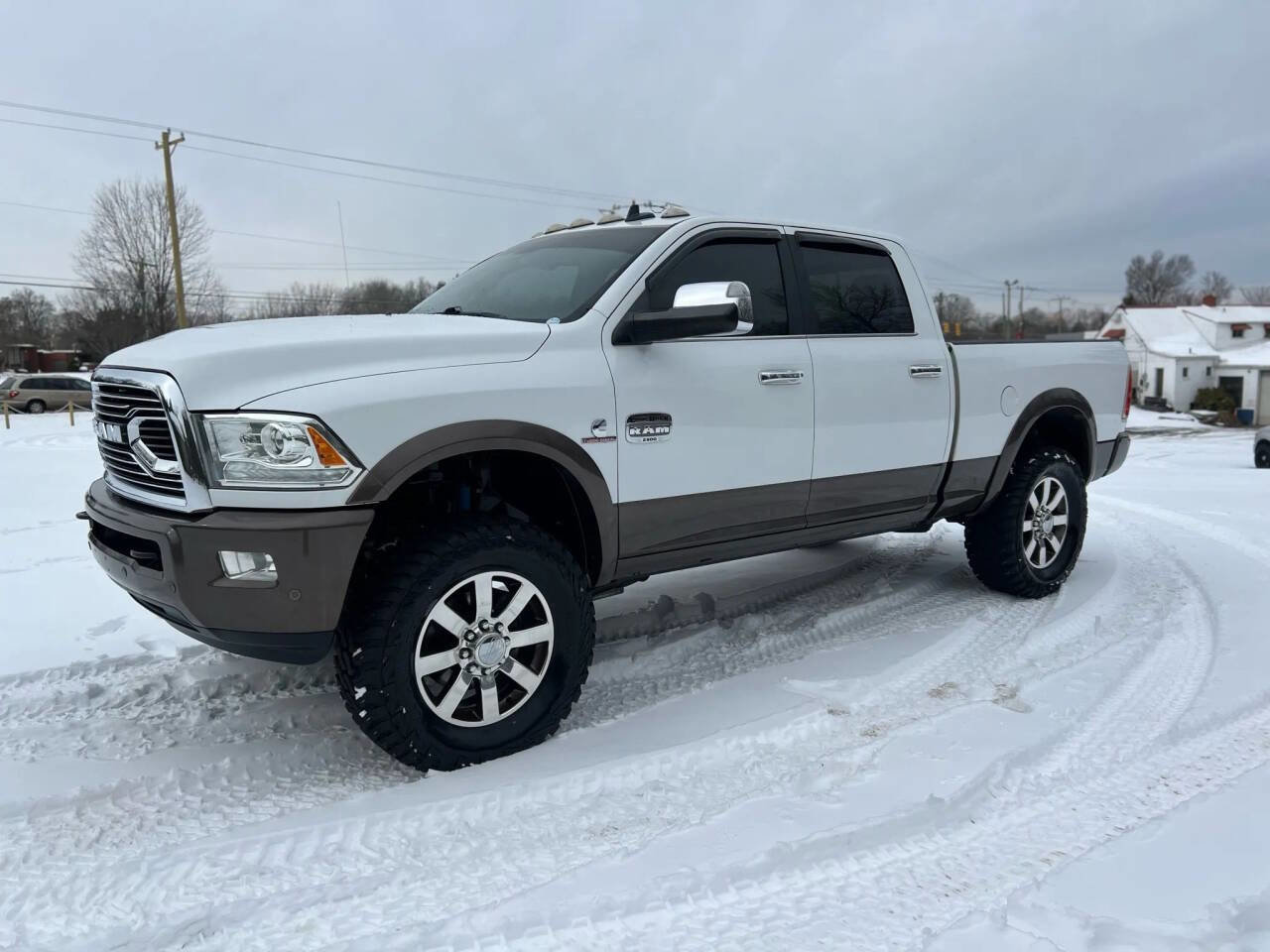 Used 2018 RAM 2500 Longhorn w/ Longhorn Southfork Package image 3