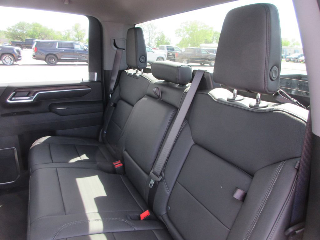 New 2026 GMC Sierra 2500 SLT w/ SLT Convenience Package AWD/4WD image 16
