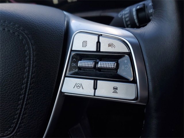 Used 2024 Kia Telluride EX w/ EX Captain's Chair Package image 25