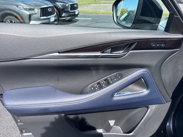 New 2026 INFINITI QX60 Luxe w/ Dark Cargo Package image 12