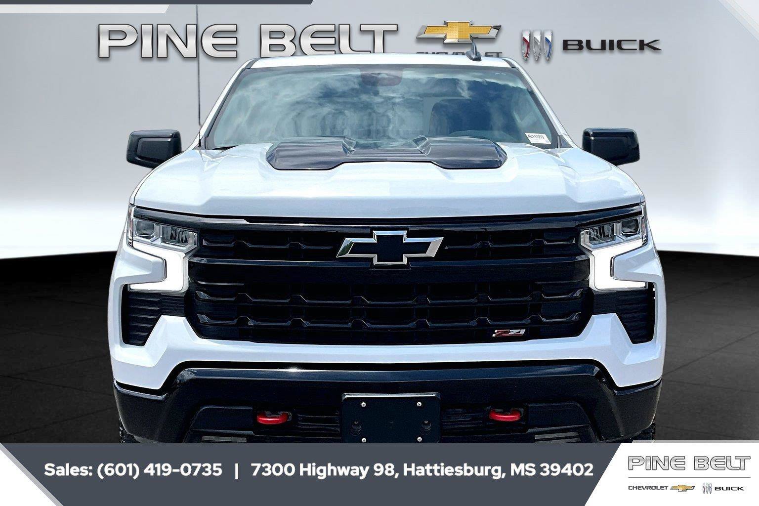 Used 2023 Chevrolet Silverado 1500 LT Trail Boss w/ Protection Package AWD/4WD image 3