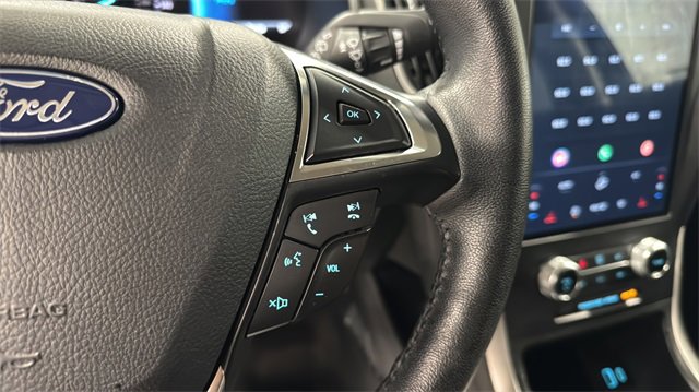 Used 2024 Ford Edge SEL image 12