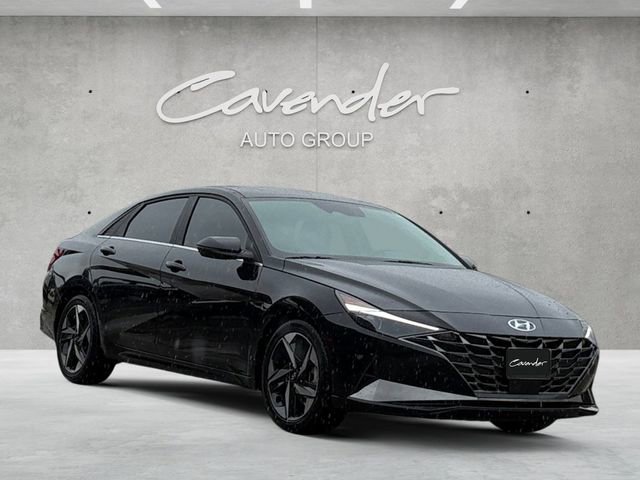 Used 2023 Hyundai Elantra Limited image 2