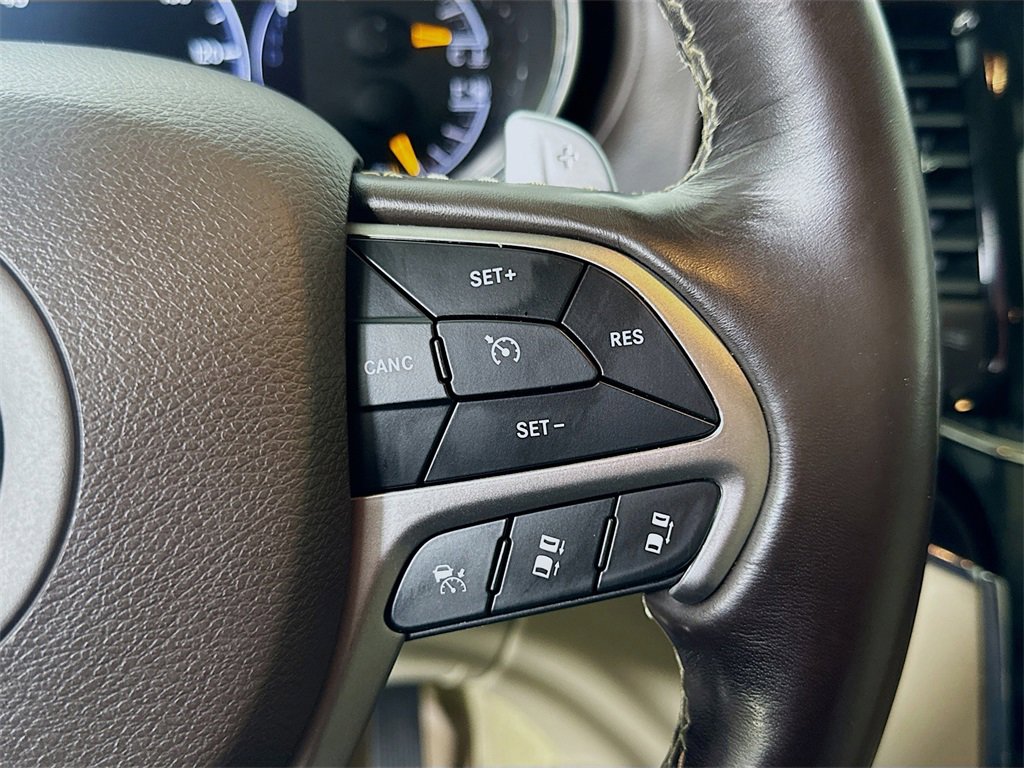 Used 2019 Jeep Grand Cherokee Overland image 24