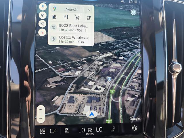 Used 2023 Volvo XC60 B5 Plus image 14