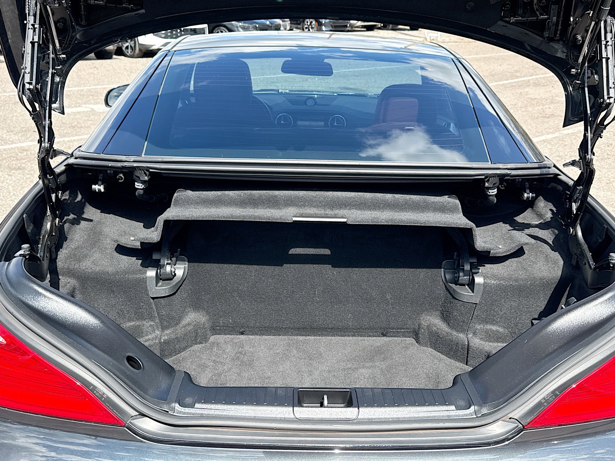 Used 2016 Mercedes-Benz SL 550 w/ Sport Wheel Package image 11