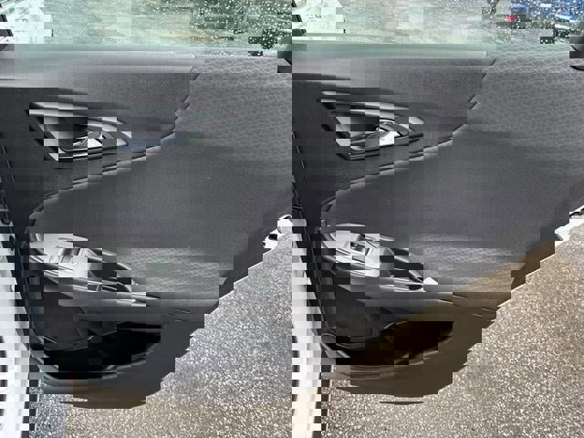 Used 2022 Chevrolet Malibu LT image 14