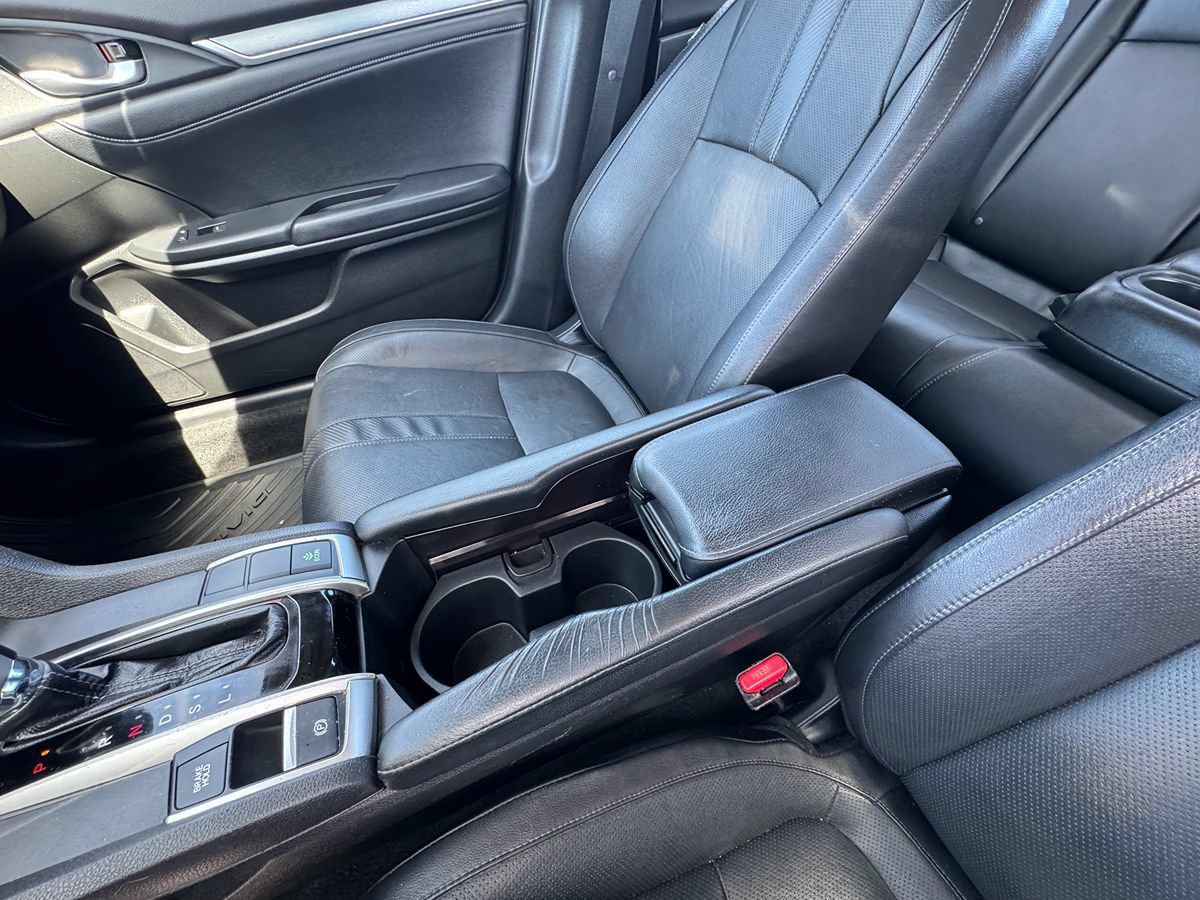Used 2017 Honda Civic Touring image 22