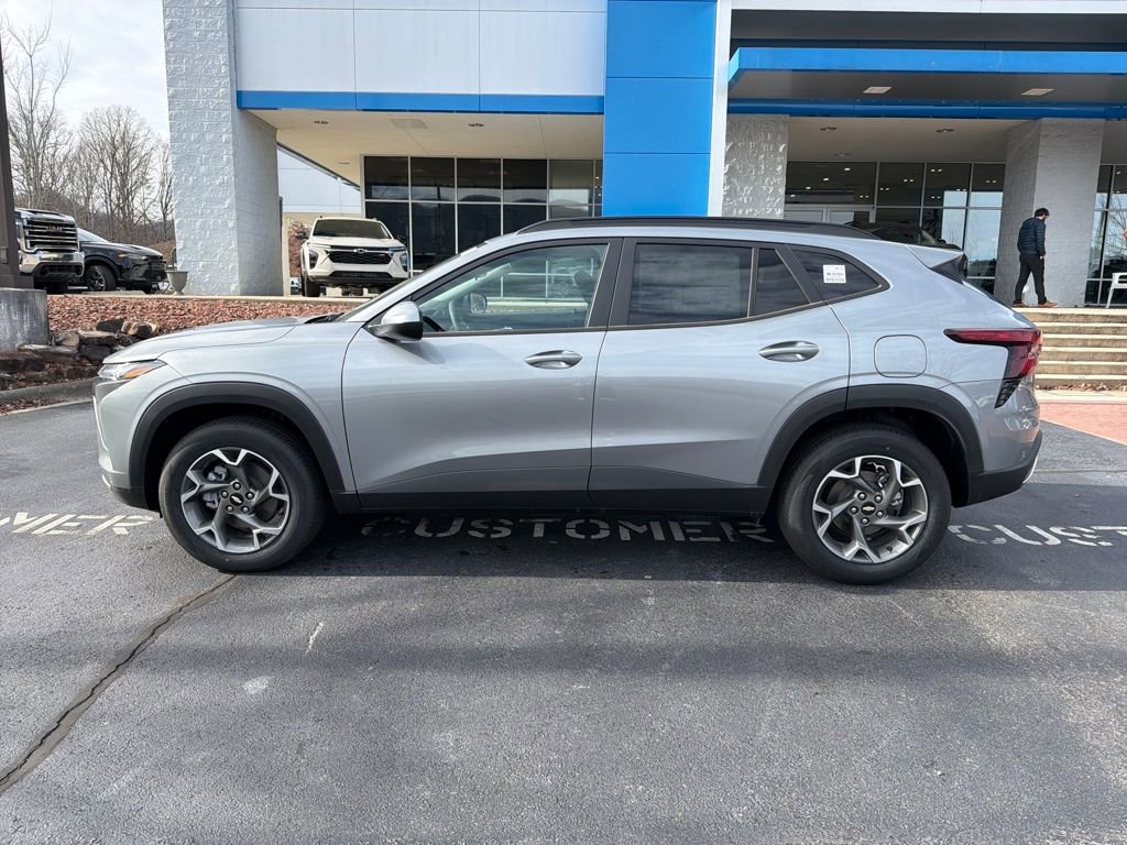 New 2025 Chevrolet Trax LT w/ LT Convenience Package image 7