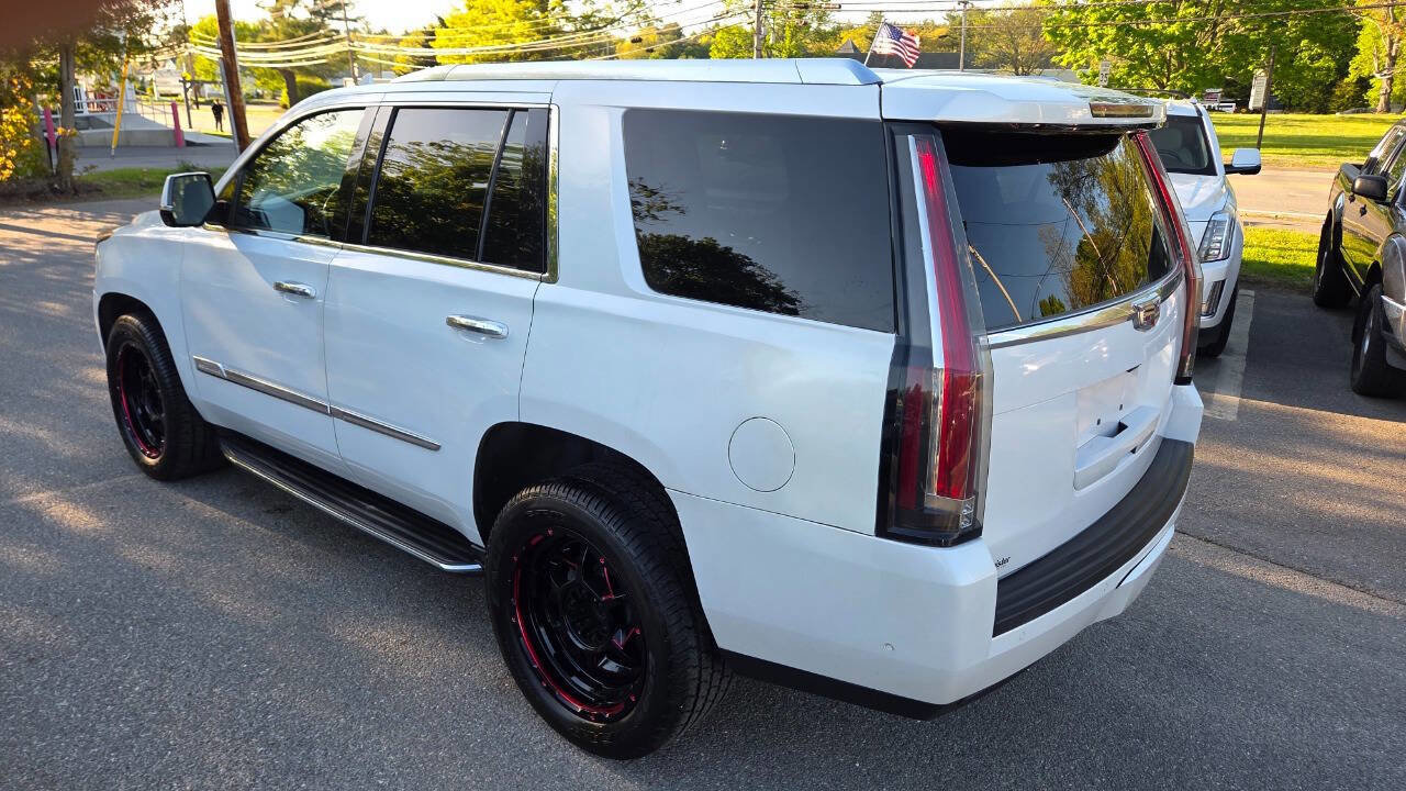 Used 2017 Cadillac Escalade Luxury AWD/4WD image 14