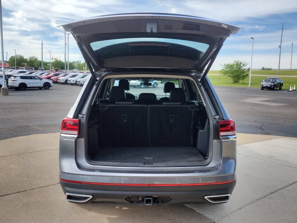 Used 2025 Volkswagen Atlas SE FWD image 14