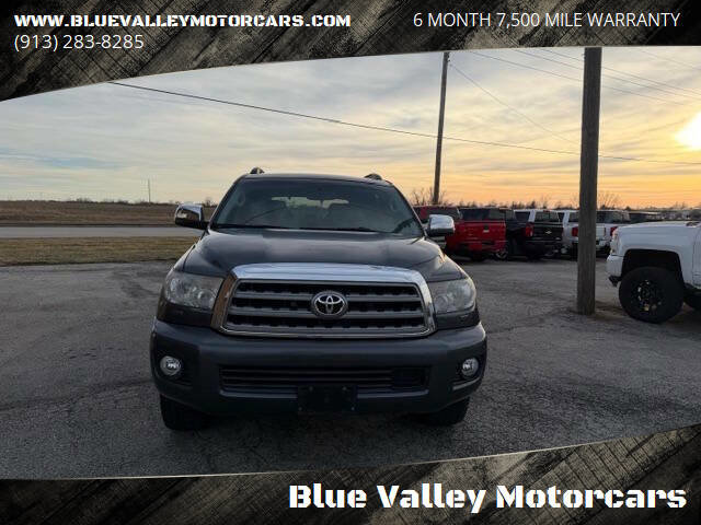 Used 2015 Toyota Sequoia Platinum image 2