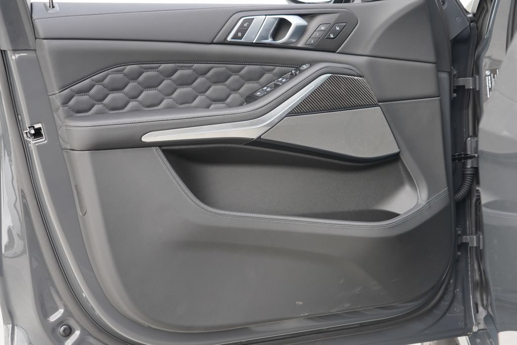 New 2026 BMW X5 M Competition w/ Executive Package AWD/4WD image 9