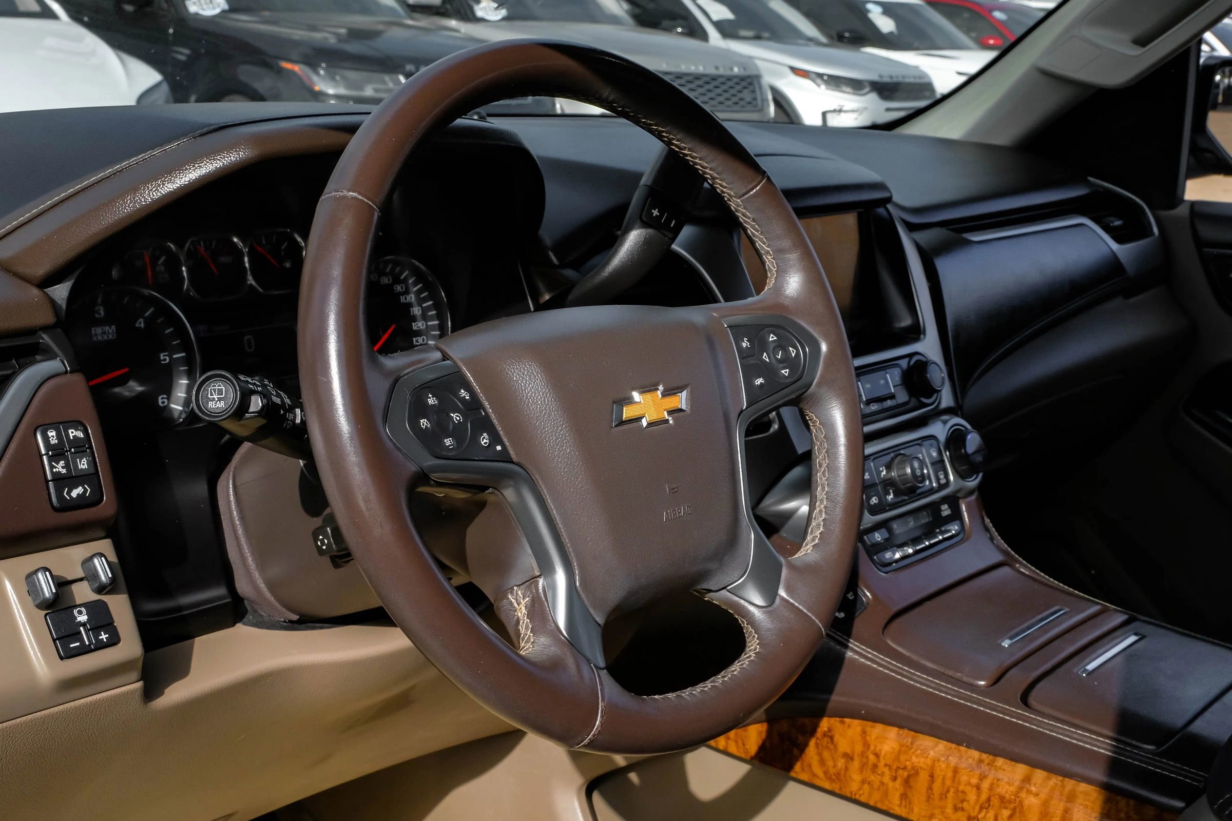 Used 2015 Chevrolet Suburban LTZ image 22