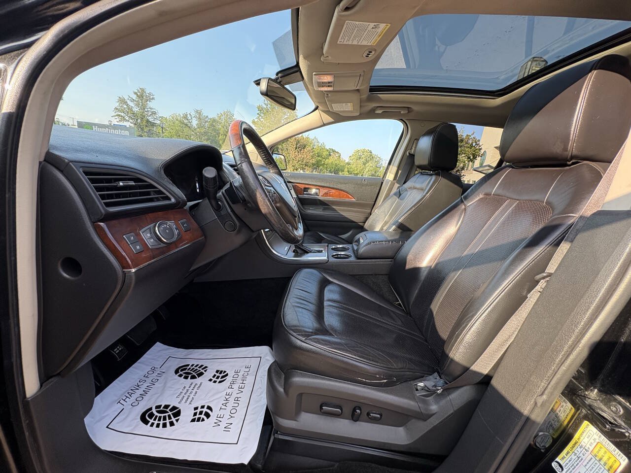 Used 2014 Lincoln MKX AWD w/ Equipment Group 102A image 20