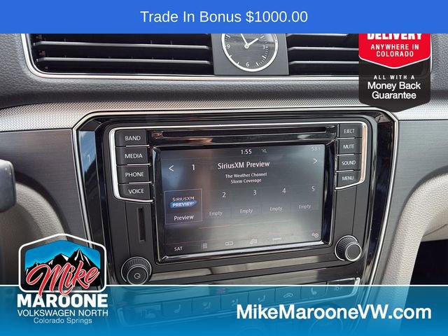 Used 2017 Volkswagen Passat 1.8T R-Line image 16