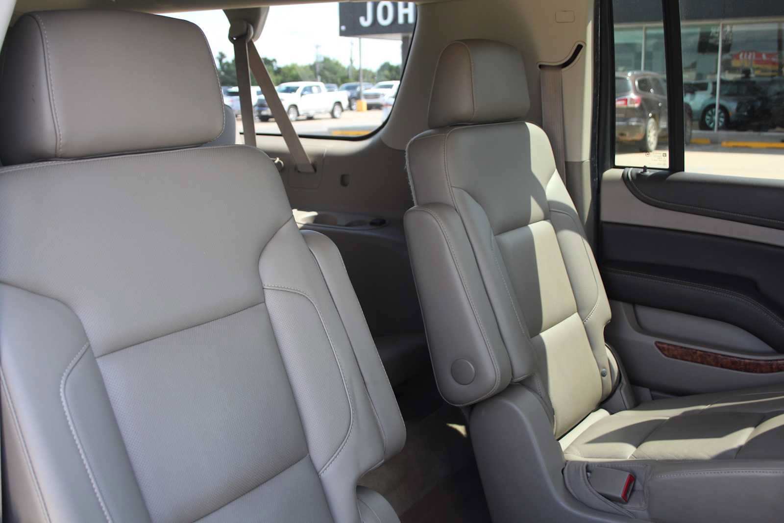 Used 2015 Chevrolet Suburban LTZ AWD/4WD image 20