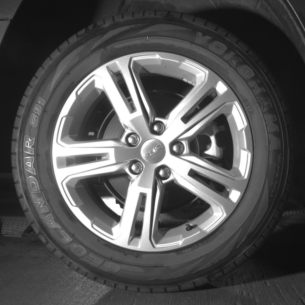 Used 2024 GMC Terrain SLE image 15