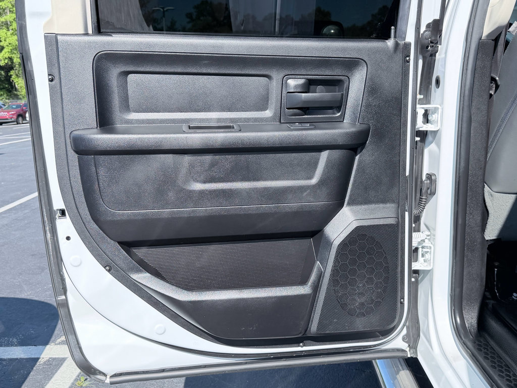 Used 2018 RAM 2500 Tradesman w/ Chrome Appearance Group AWD/4WD image 25