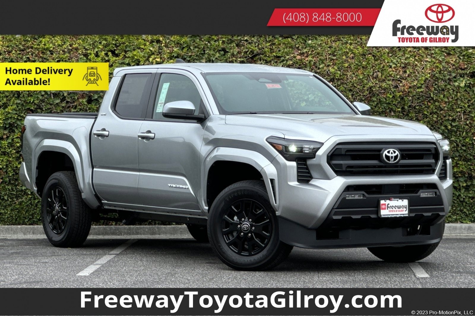 New 2025 Toyota Tacoma SR5