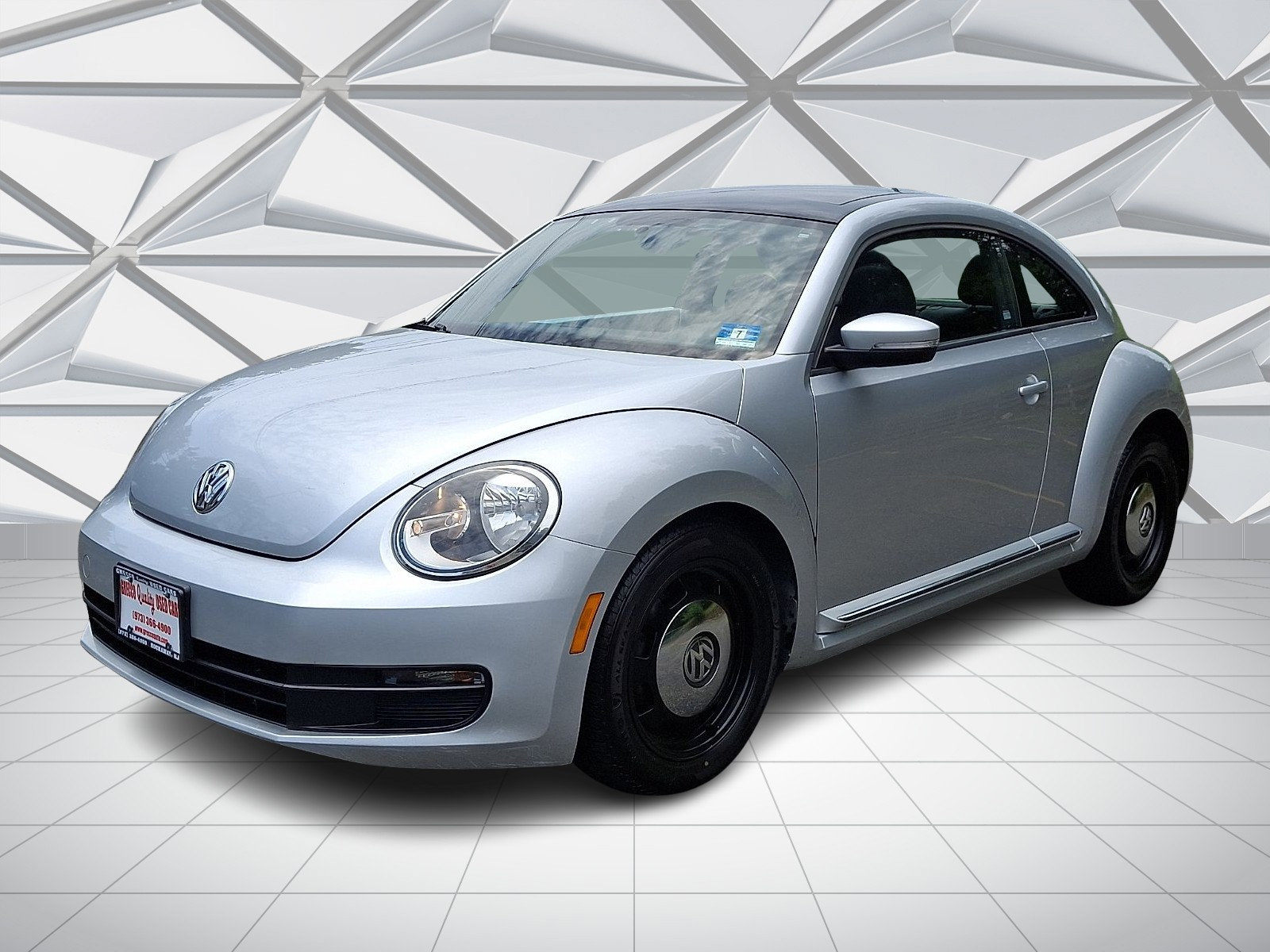 Used 2014 Volkswagen Beetle 2.5 FWD image 4