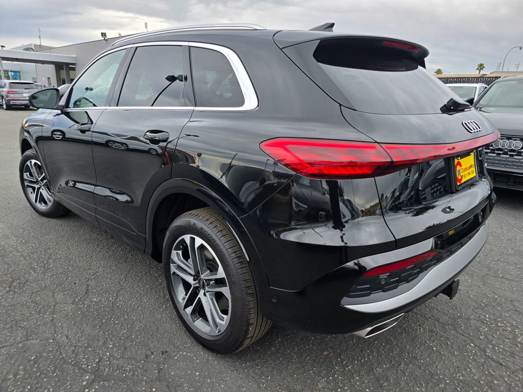 Used 2025 Audi Q5 Premium Plus AWD/4WD image 3