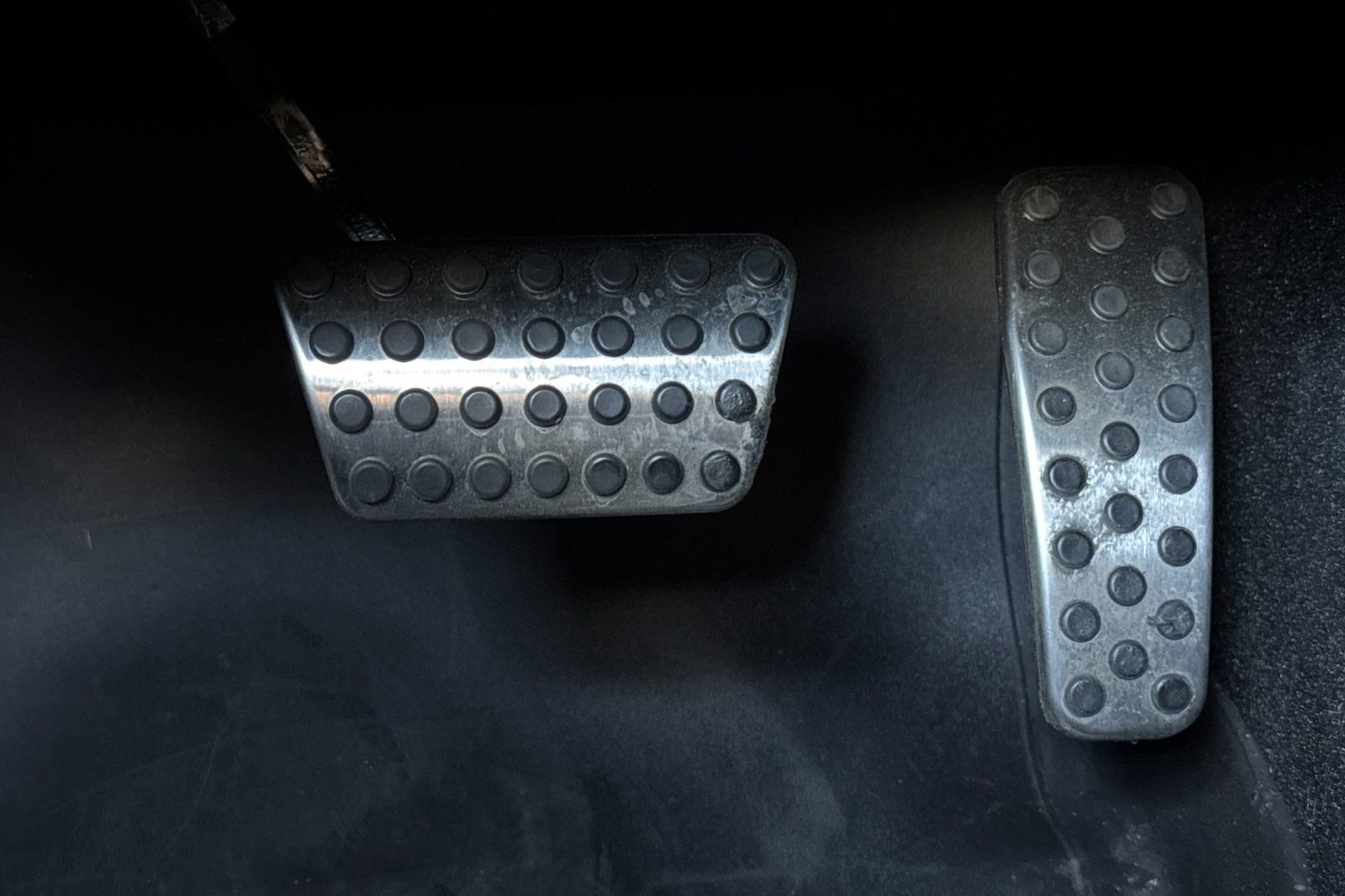 Used 2023 Dodge Challenger GT image 39