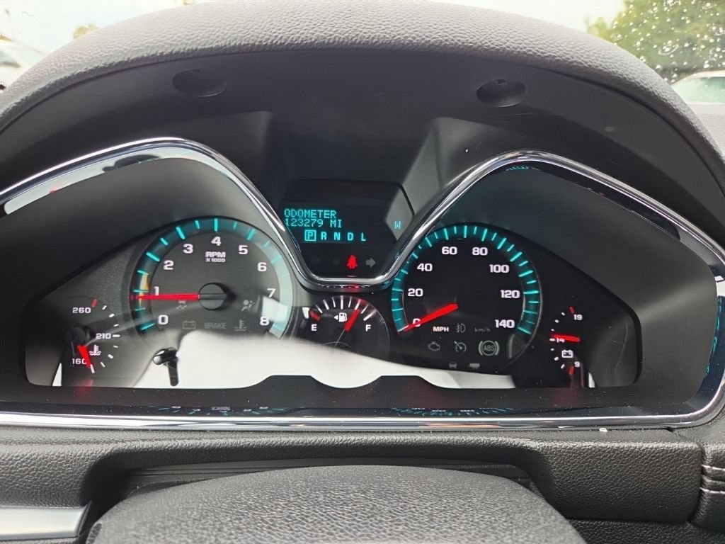 Used 2016 Chevrolet Traverse LT FWD image 13