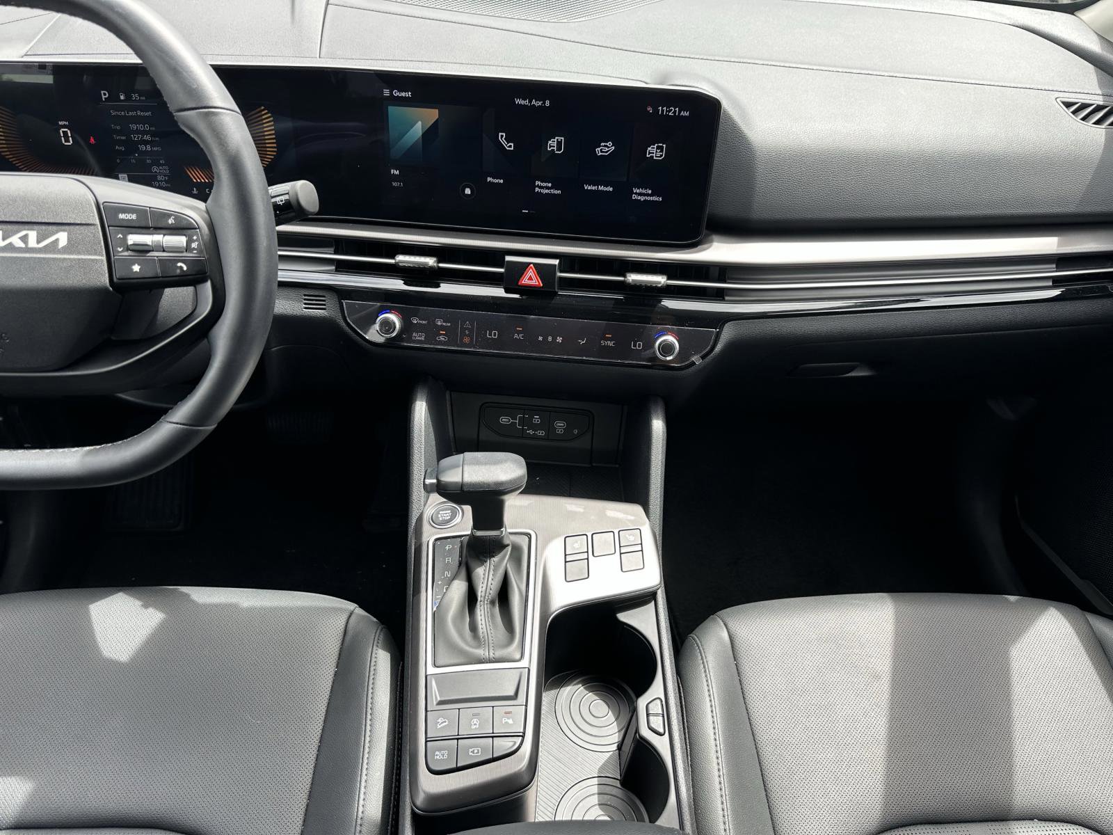 Used 2026 Kia Sportage EX w/ EX Panorama Roof Package FWD image 15