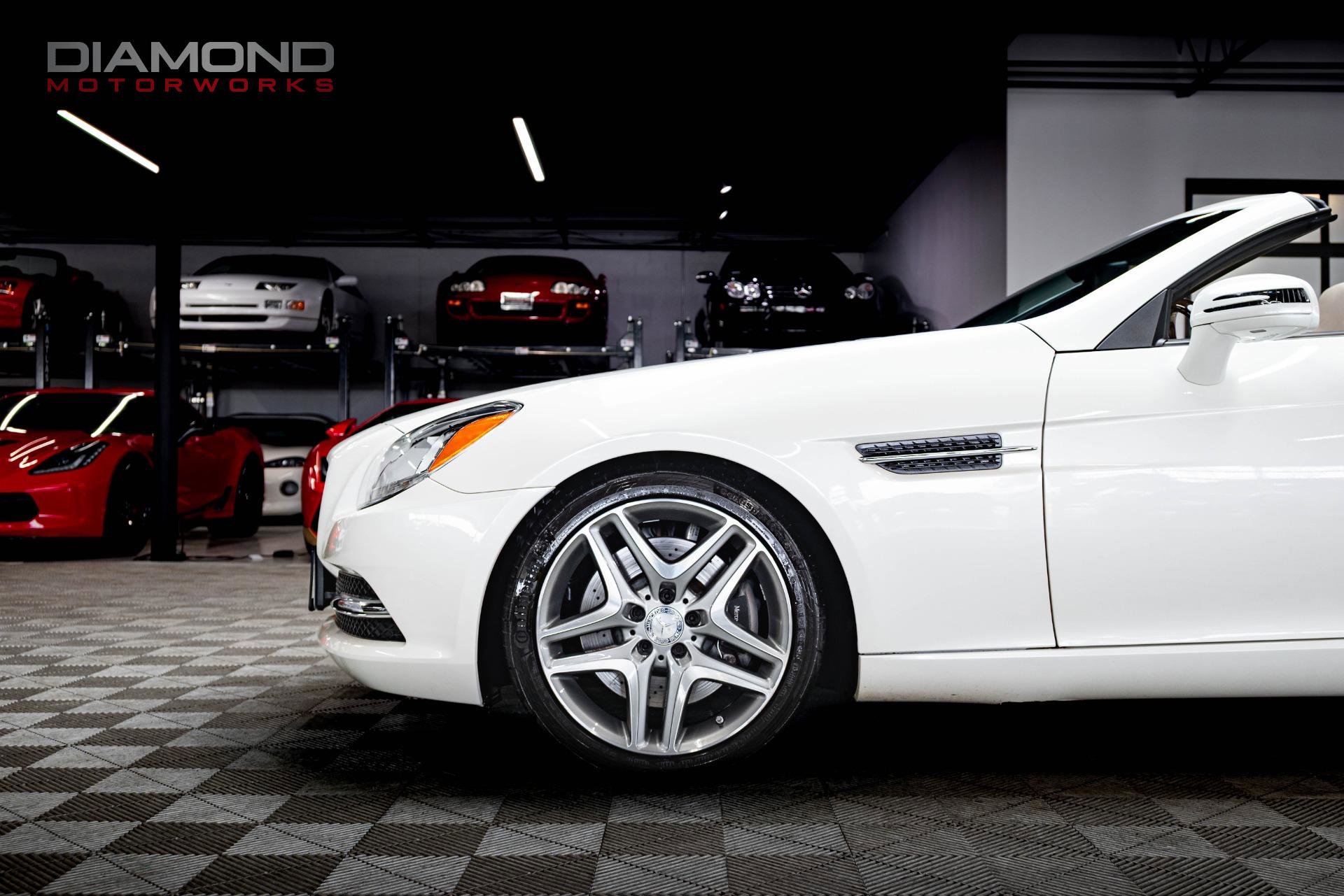 Used 2012 Mercedes-Benz SLK 350 image 9