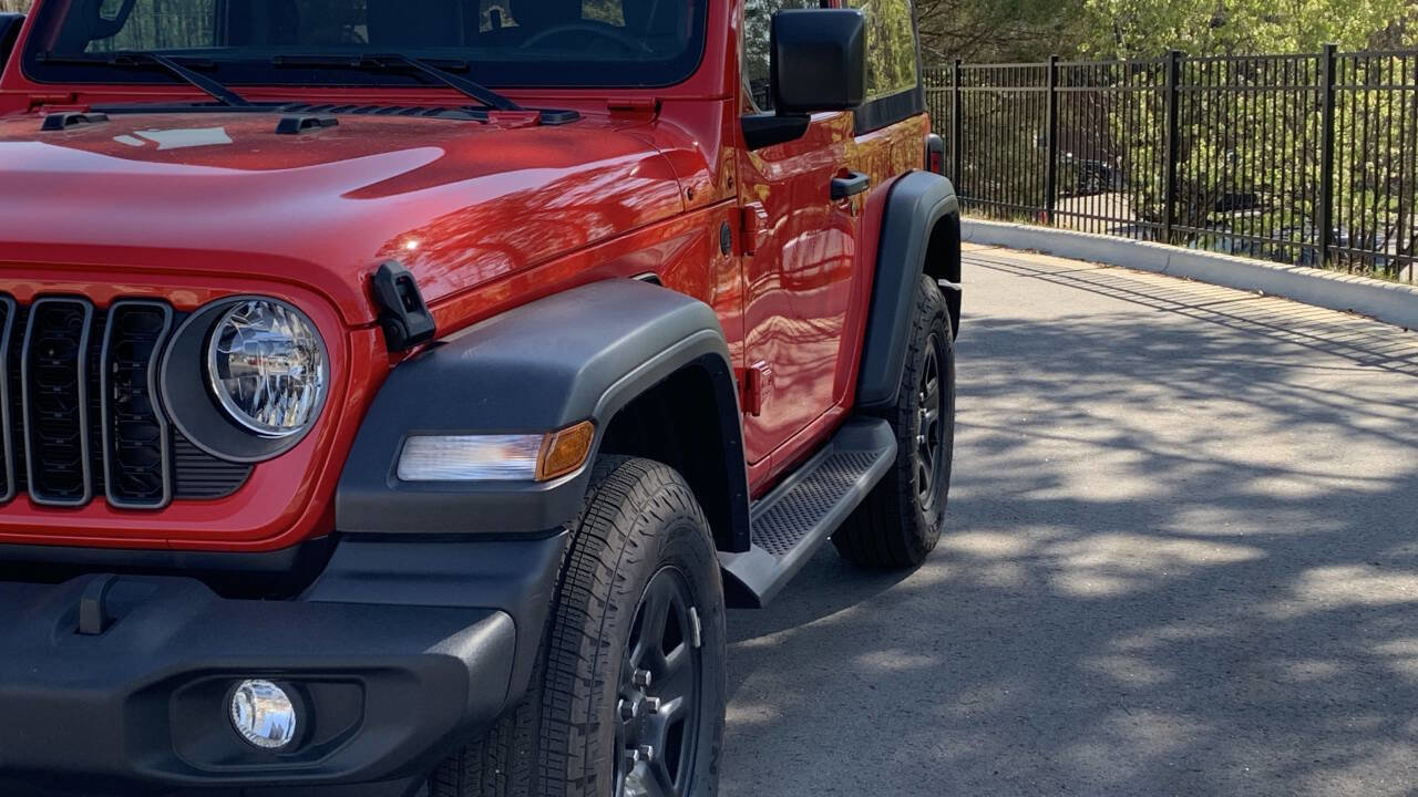 Used 2024 Jeep Wrangler Sport image 11