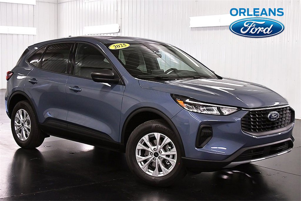 New 2025 Ford Escape Active image 1