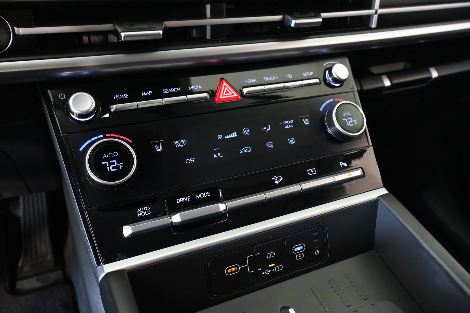 Certified 2026 Hyundai Santa Fe SEL FWD image 7