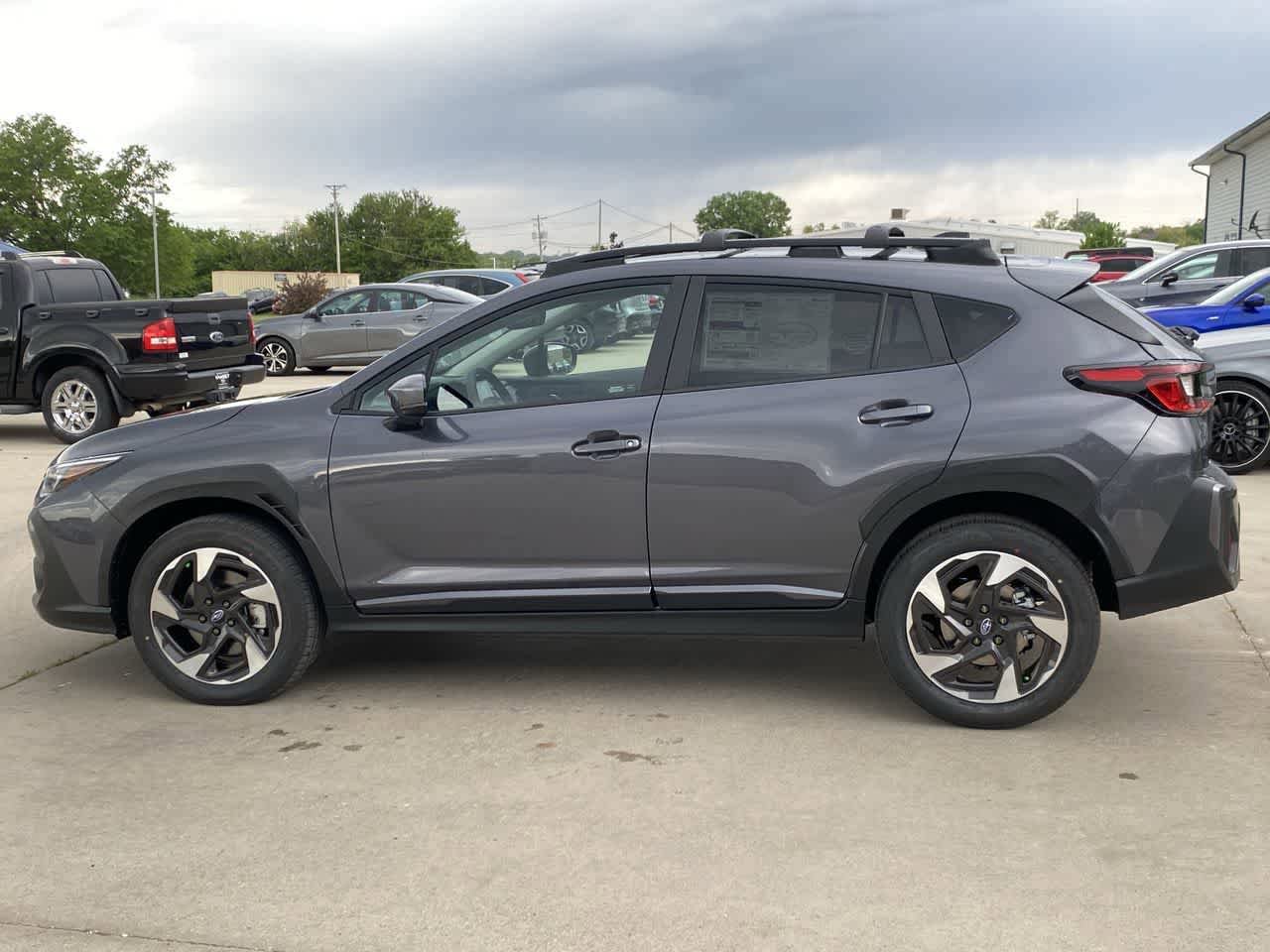 Used 2025 Subaru Crosstrek 2.5i Limited w/ Crosstrek Mirror Package image 3