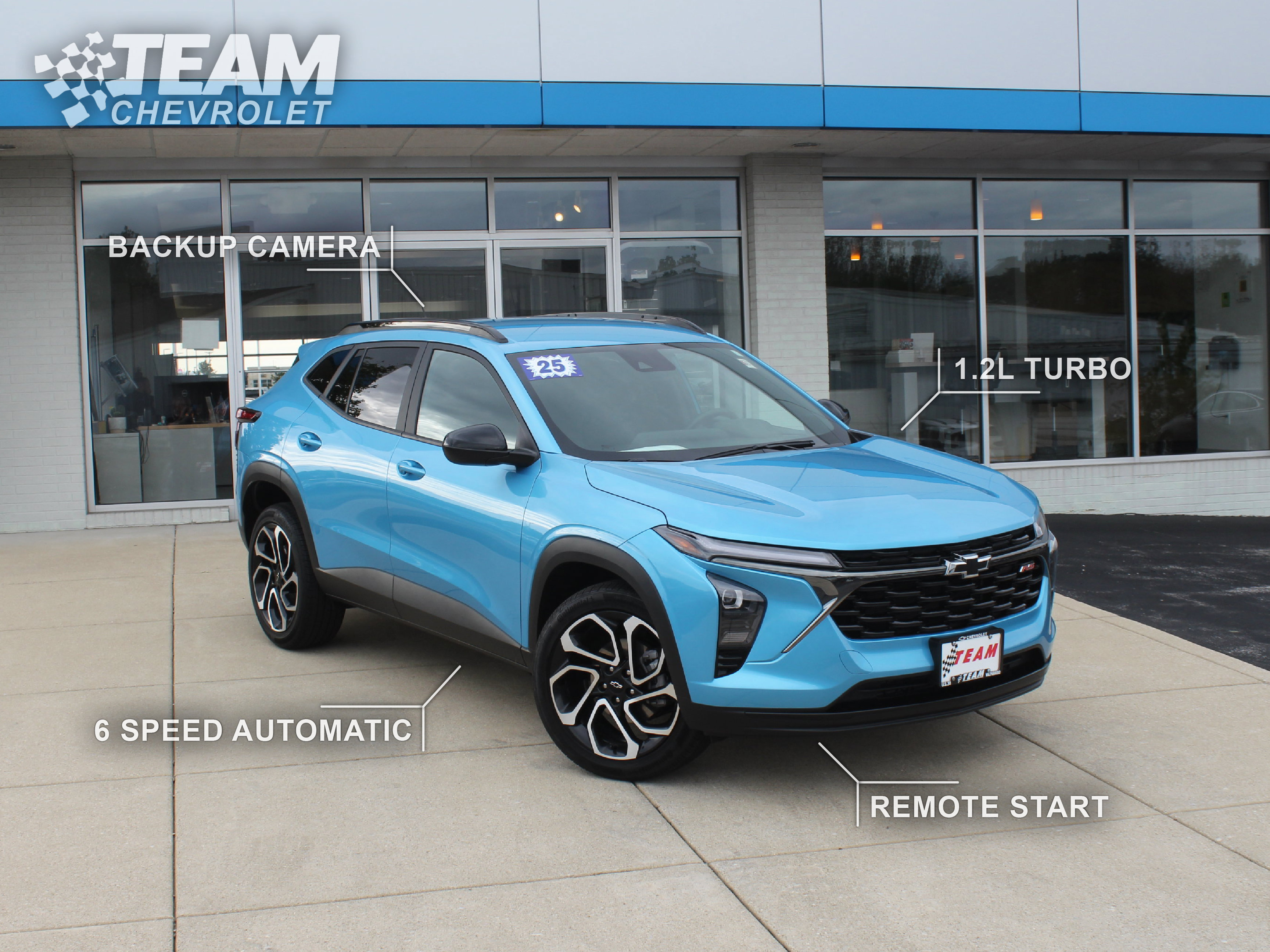 Used 2025 Chevrolet Trax RS w/ Driver Confidence Package FWD image 2