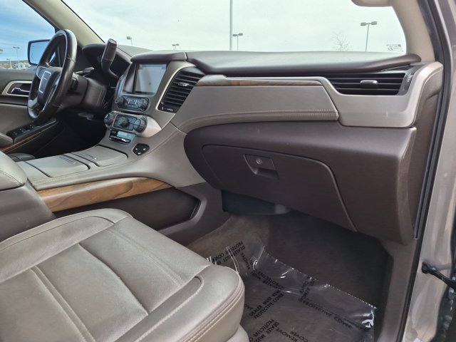 Used 2019 GMC Yukon XL Denali w/ Denali Ultimate Package AWD/4WD image 25