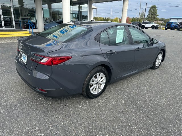 Used 2025 Toyota Camry LE FWD image 2