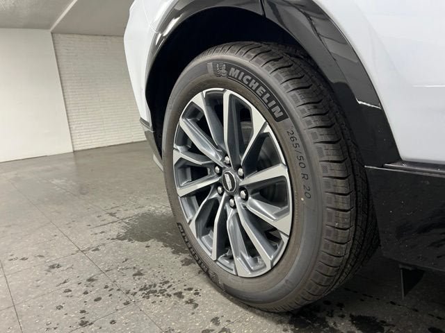 New 2026 Cadillac Lyriq Sport w/ LPO, Floor Liner Package AWD/4WD image 12