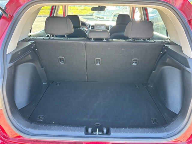 Used 2023 Hyundai Venue SE image 16