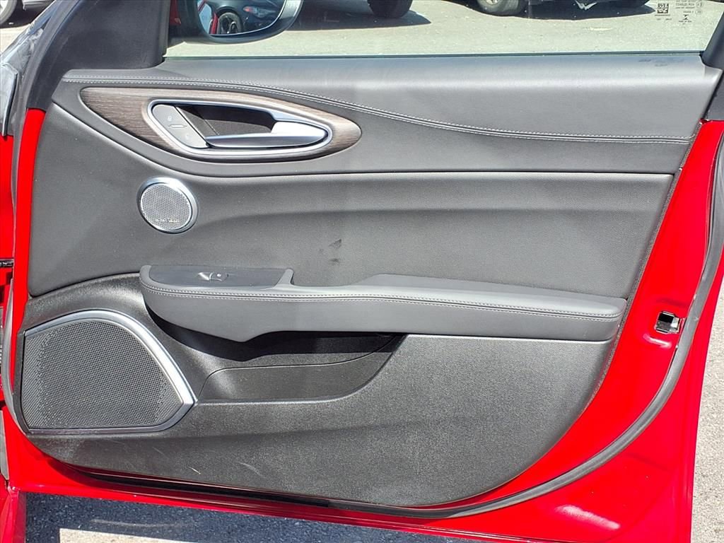 Used 2023 Alfa Romeo Giulia Ti image 12