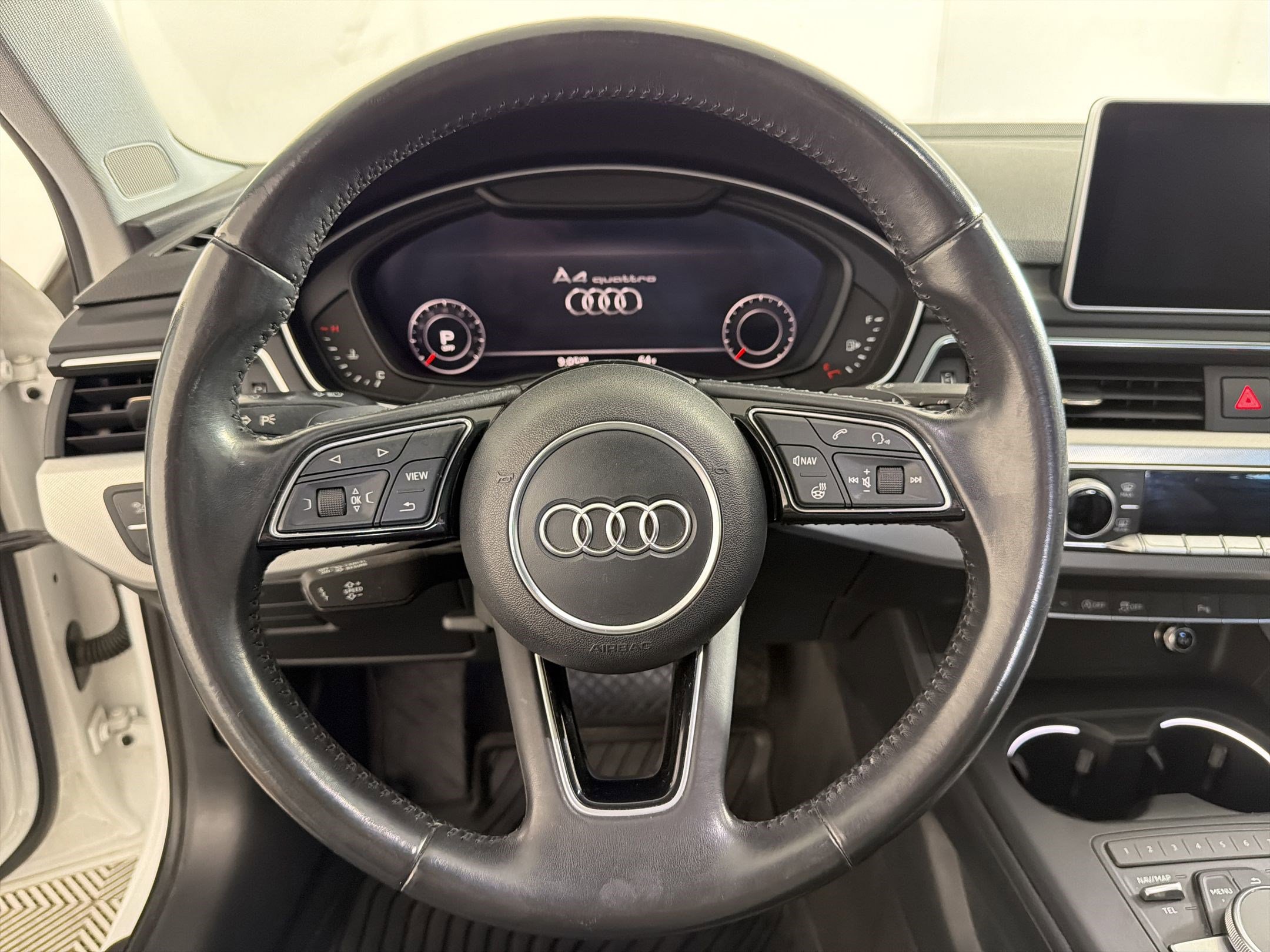 Used 2017 Audi A4 2.0T Premium Plus w/ Premium Plus Package AWD/4WD image 18