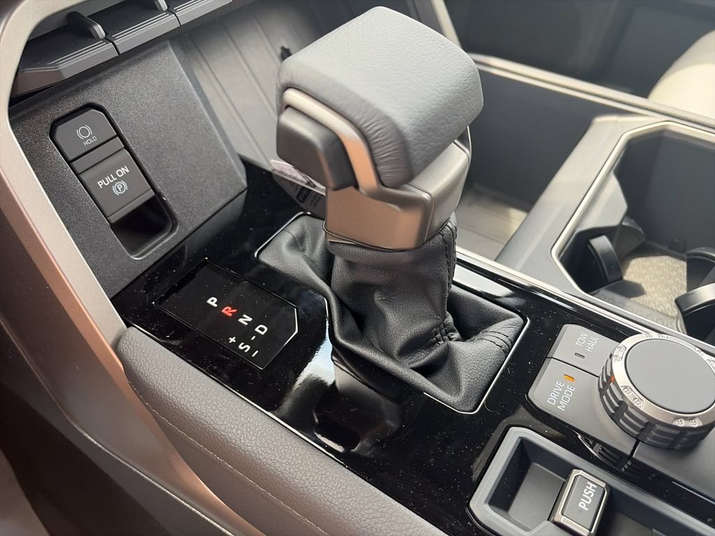 New 2026 Toyota Tundra Limited AWD/4WD image 23