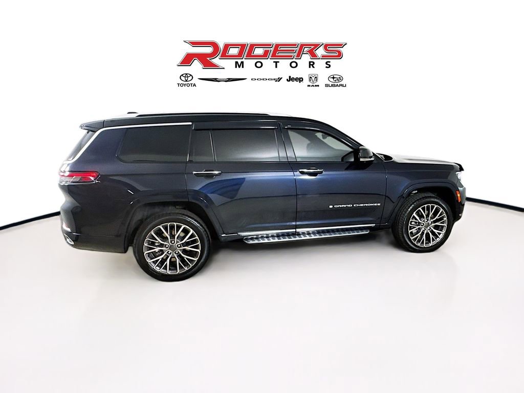 Certified 2024 Jeep Grand Cherokee L Summit AWD/4WD image 9