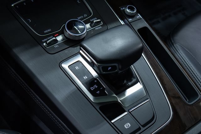 Used 2019 Audi Q5 2.0T Premium Plus w/ Premium Plus Package AWD/4WD image 19
