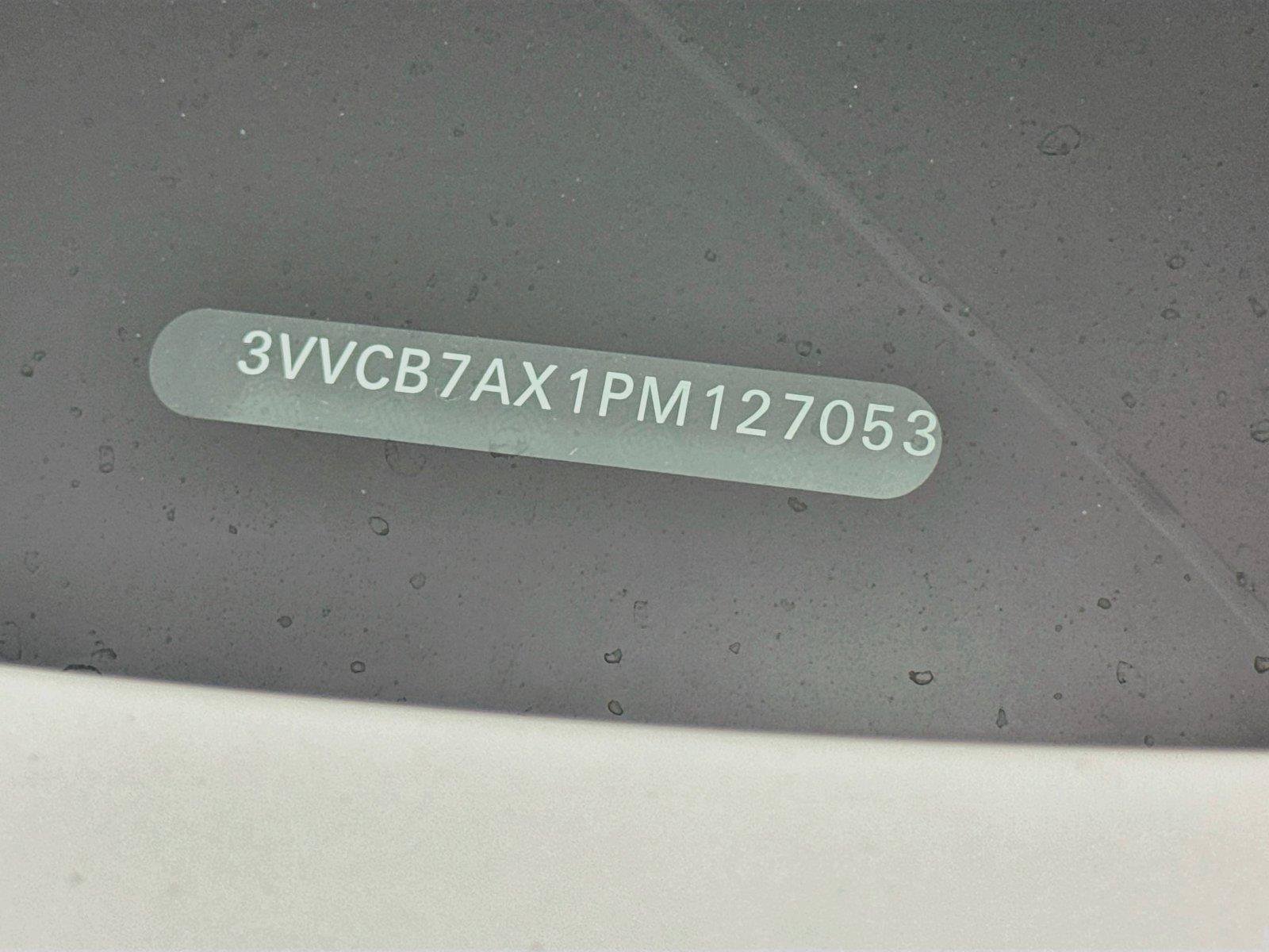Certified 2023 Volkswagen Tiguan SE R-Line FWD image 31