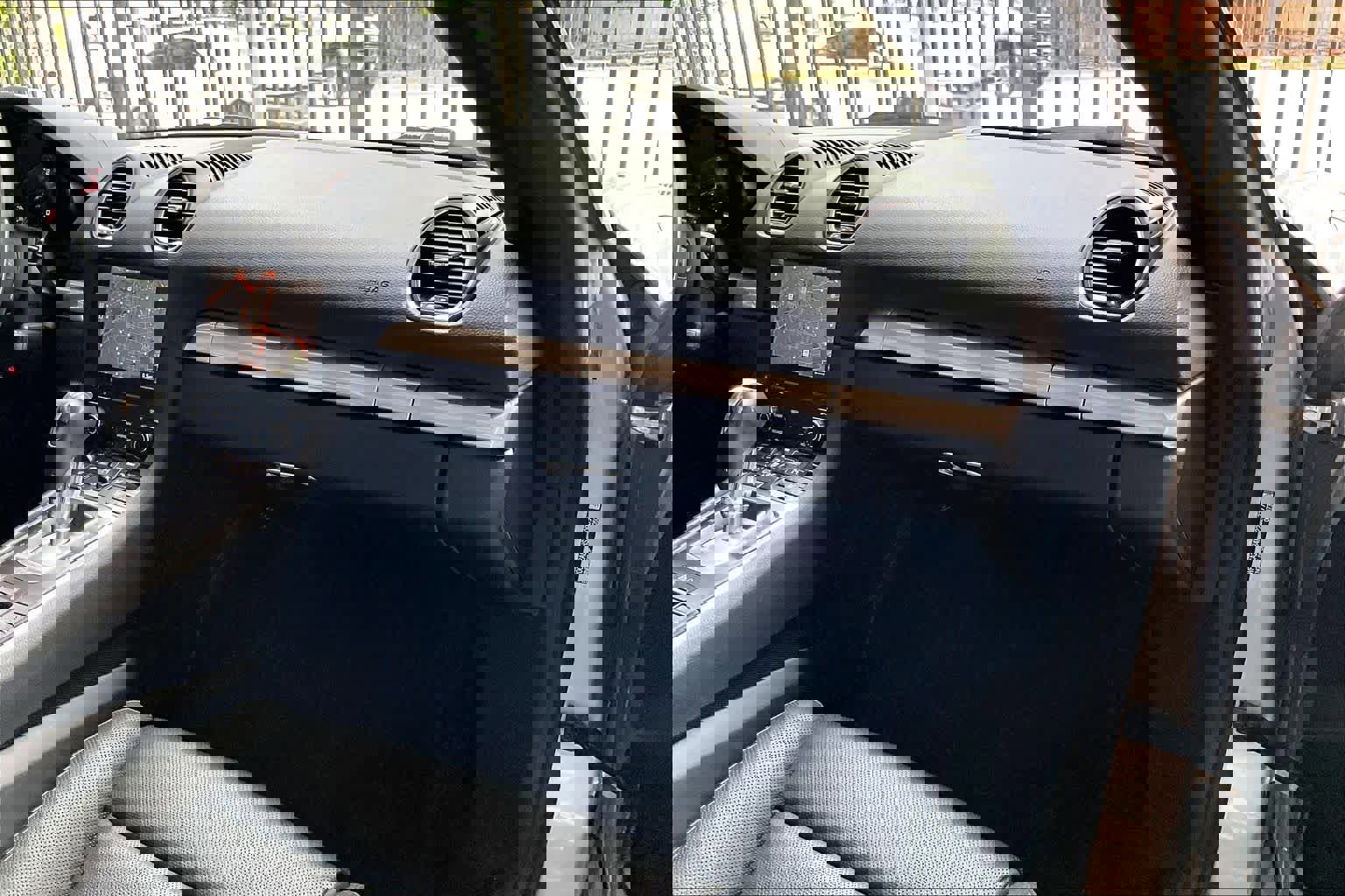 Used 2017 Porsche 718 Boxster image 17