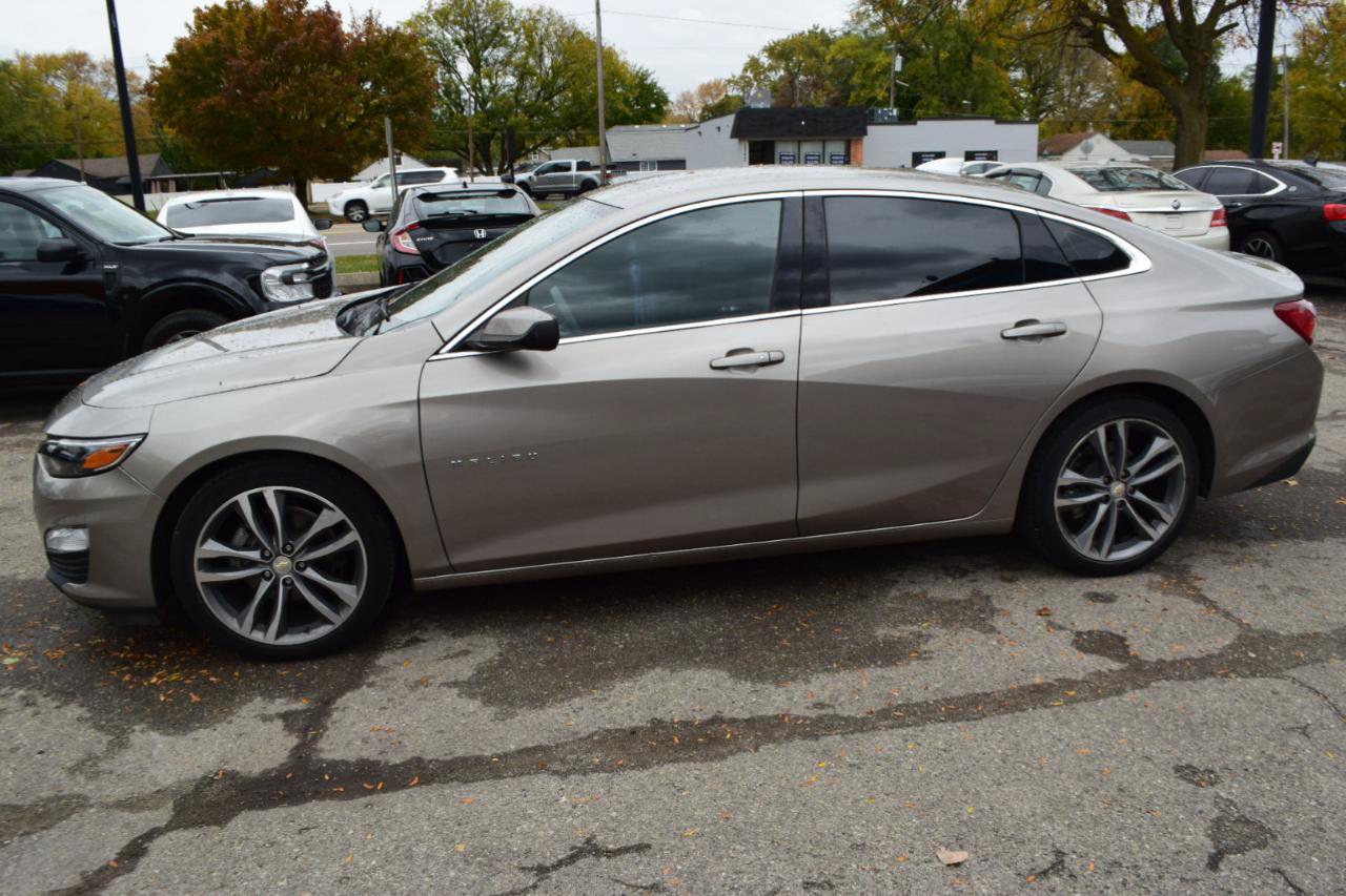 Used 2022 Chevrolet Malibu LT FWD image 10