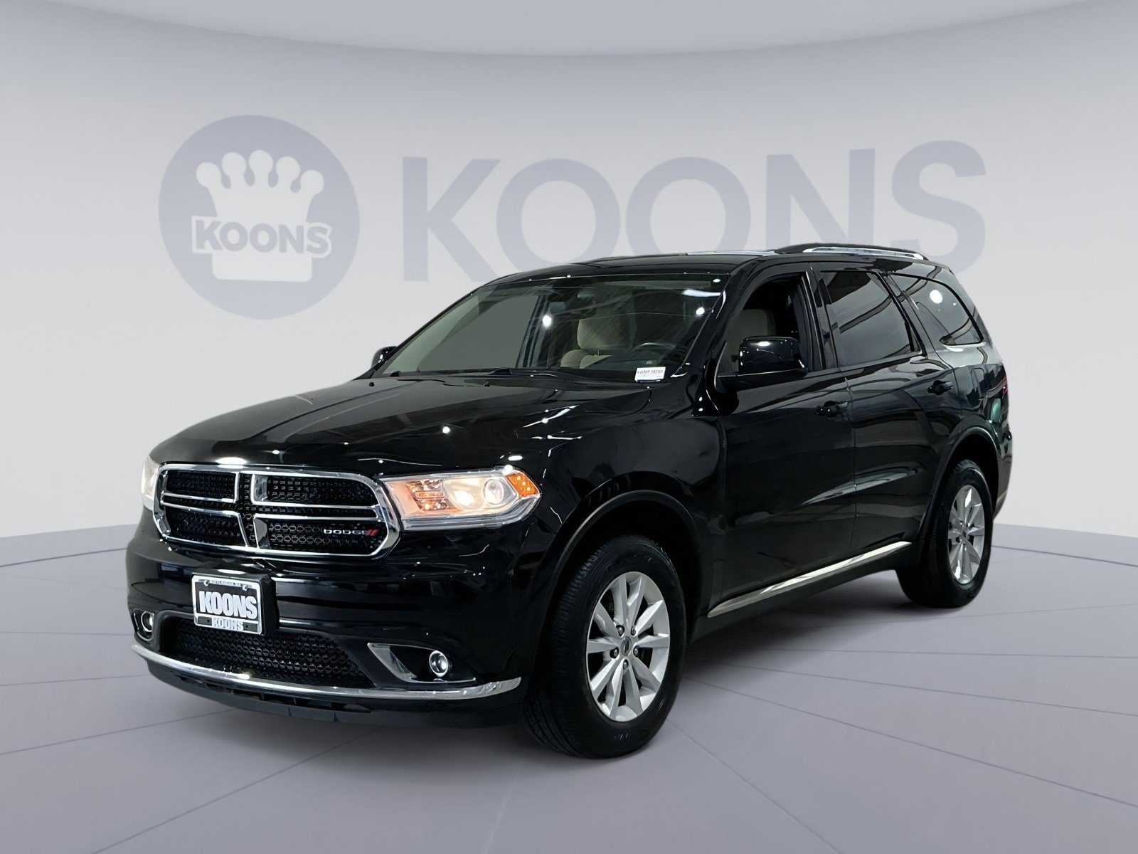 Used 2019 Dodge Durango SXT image 1