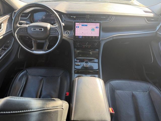 Used 2022 Jeep Grand Cherokee Limited image 10