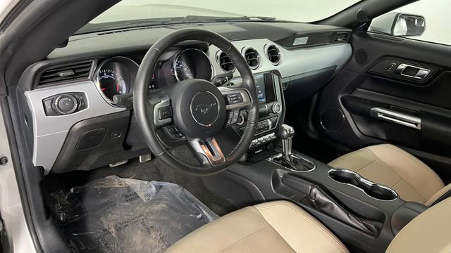 Used 2015 Ford Mustang GT Premium image 27